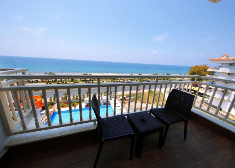 Sey Beach Hotel Family Room